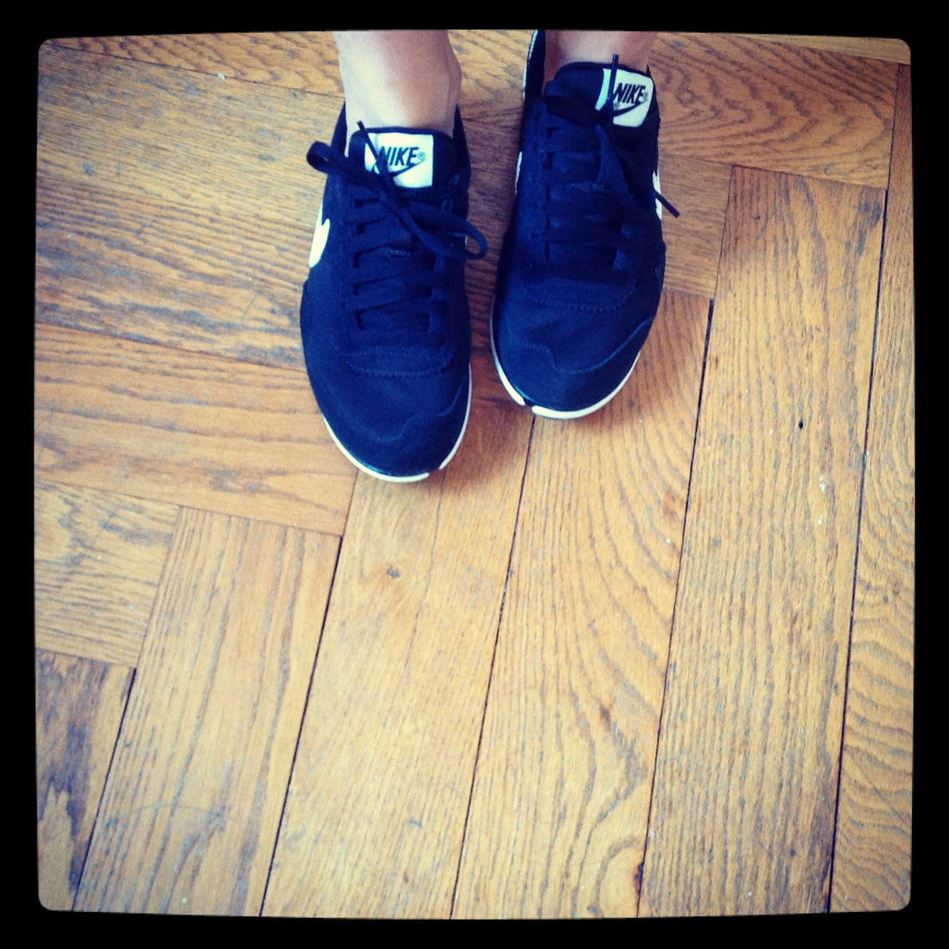 nikebylouisesk