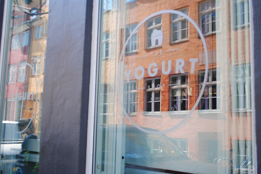 theyogurtshop8bylouisesk