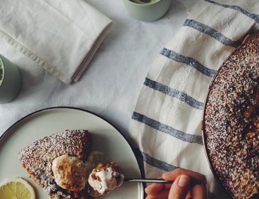 Tres gros financier sans gluten pommes poires cannelle